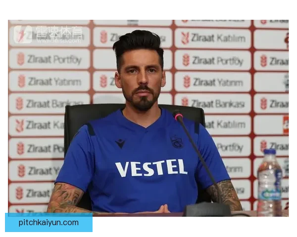 特拉布宗体育主帅风格持续吸引关注，球队战术逐渐展现竞争力